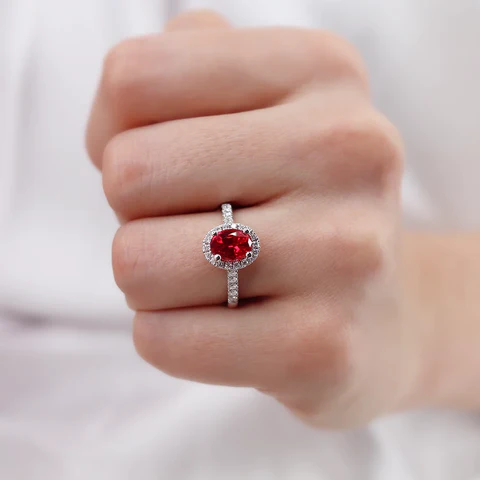 Lily Arkwright Asscher Rings: A Guide to Ethical & Timeless Designs
